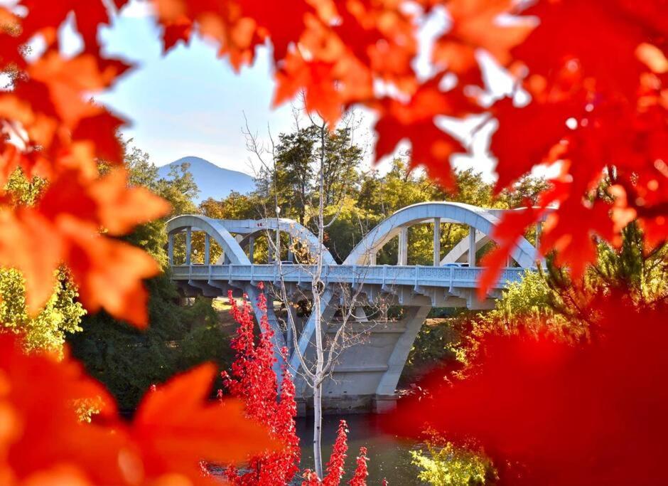 Bear Mountain - Suite 6 Grants Pass Esterno foto